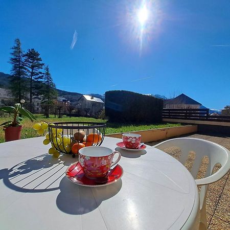 T2 Centre Barcelonnette Avec Garage, Terrasse Et Parc Prive - Fr-1-165A-101 Apartman Kültér fotó